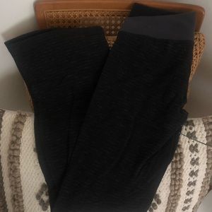 Lululemon yoga pants